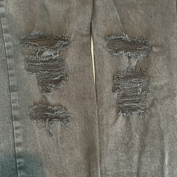 Black Levi’s 512 jeans 30W x 30L - Picture 7 of 12